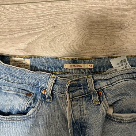 Levi Ribcage Straight Jeans - Picture 2 of 2